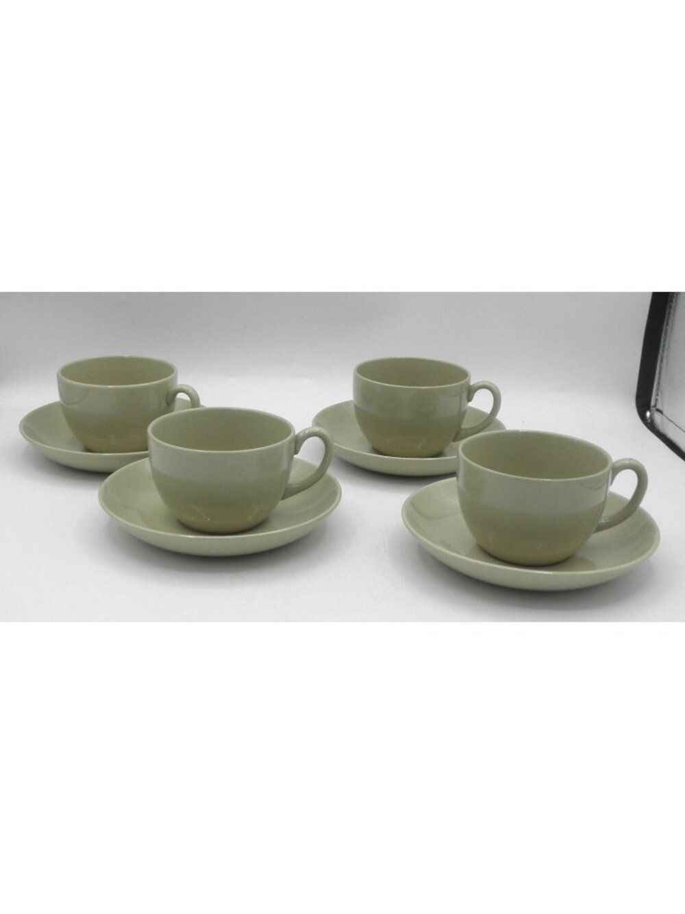 Drabware (Older, Glossy) by Wedgwood Flat Cup & Saucer Set of 4 Pattern: WW DRA